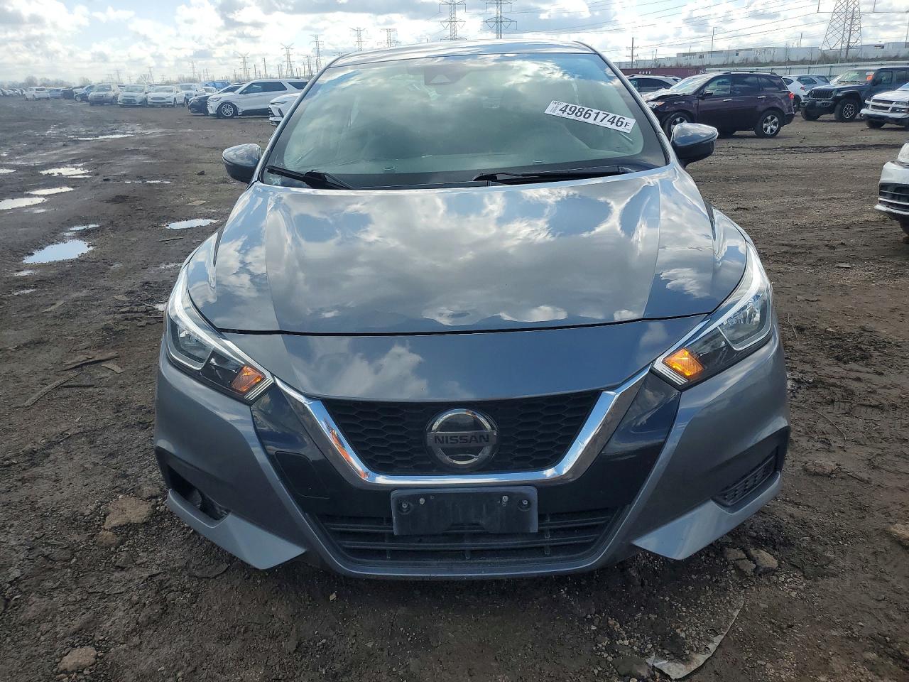 Nissan Versa Sv
