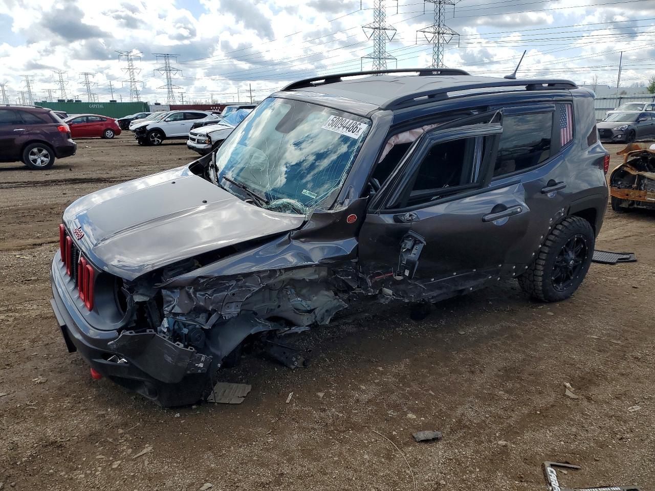 Salvage Jeep Renegade Image