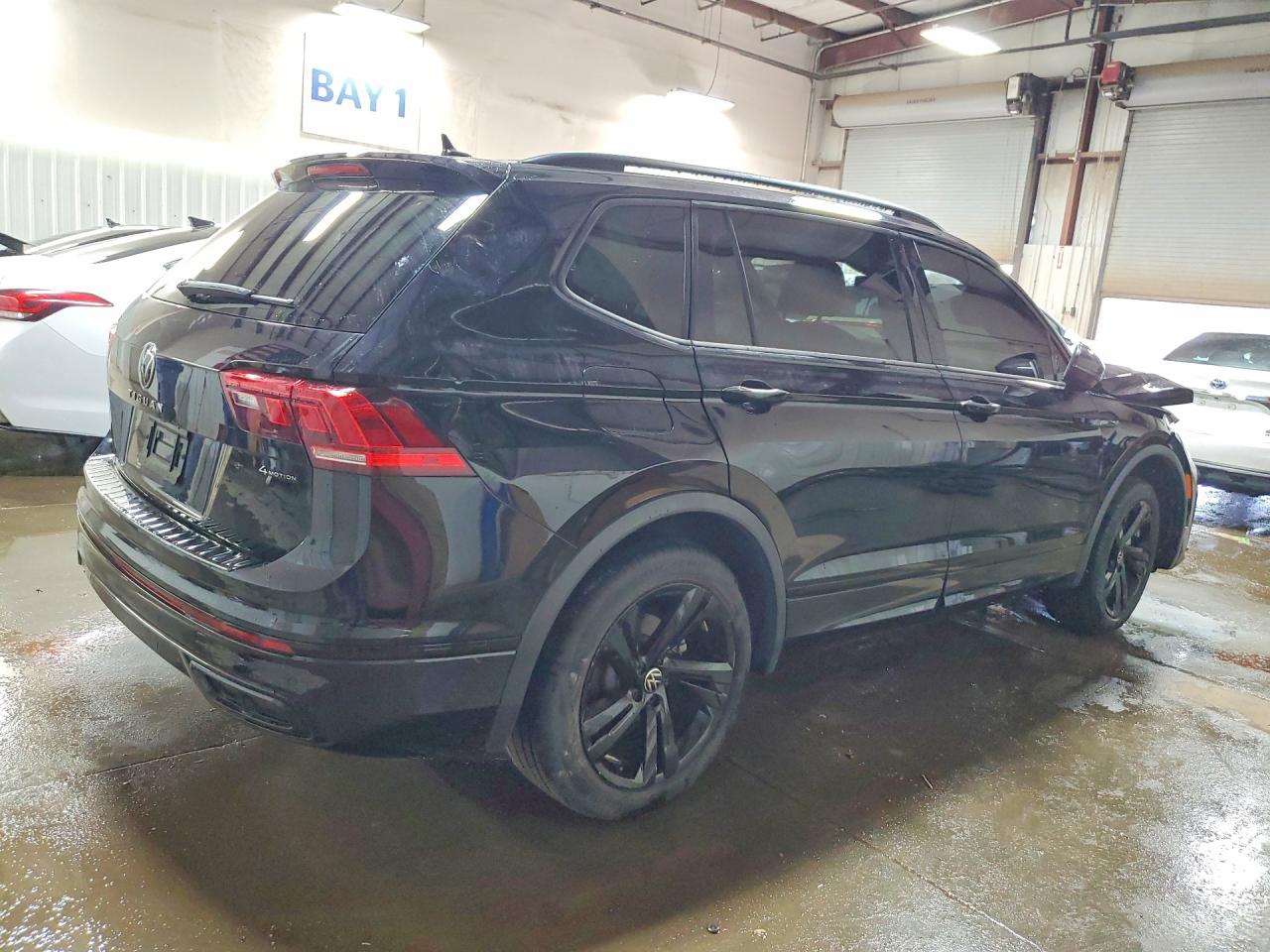 Volkswagen Tiguan Se R-line Black