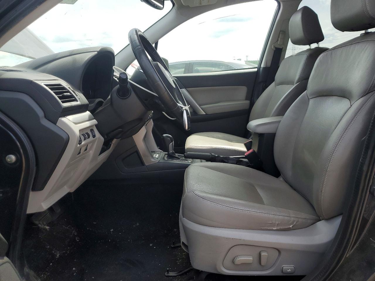 Subaru Forester 2.5i Touring