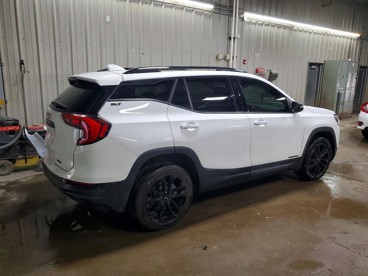 GMC Terrain Slt