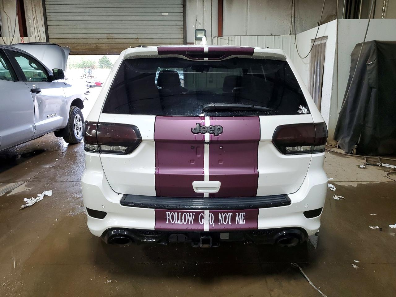 Jeep Cherokee Srt-8