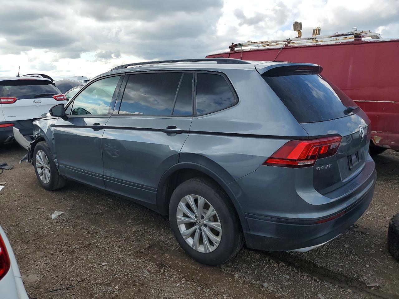 Volkswagen Tiguan S