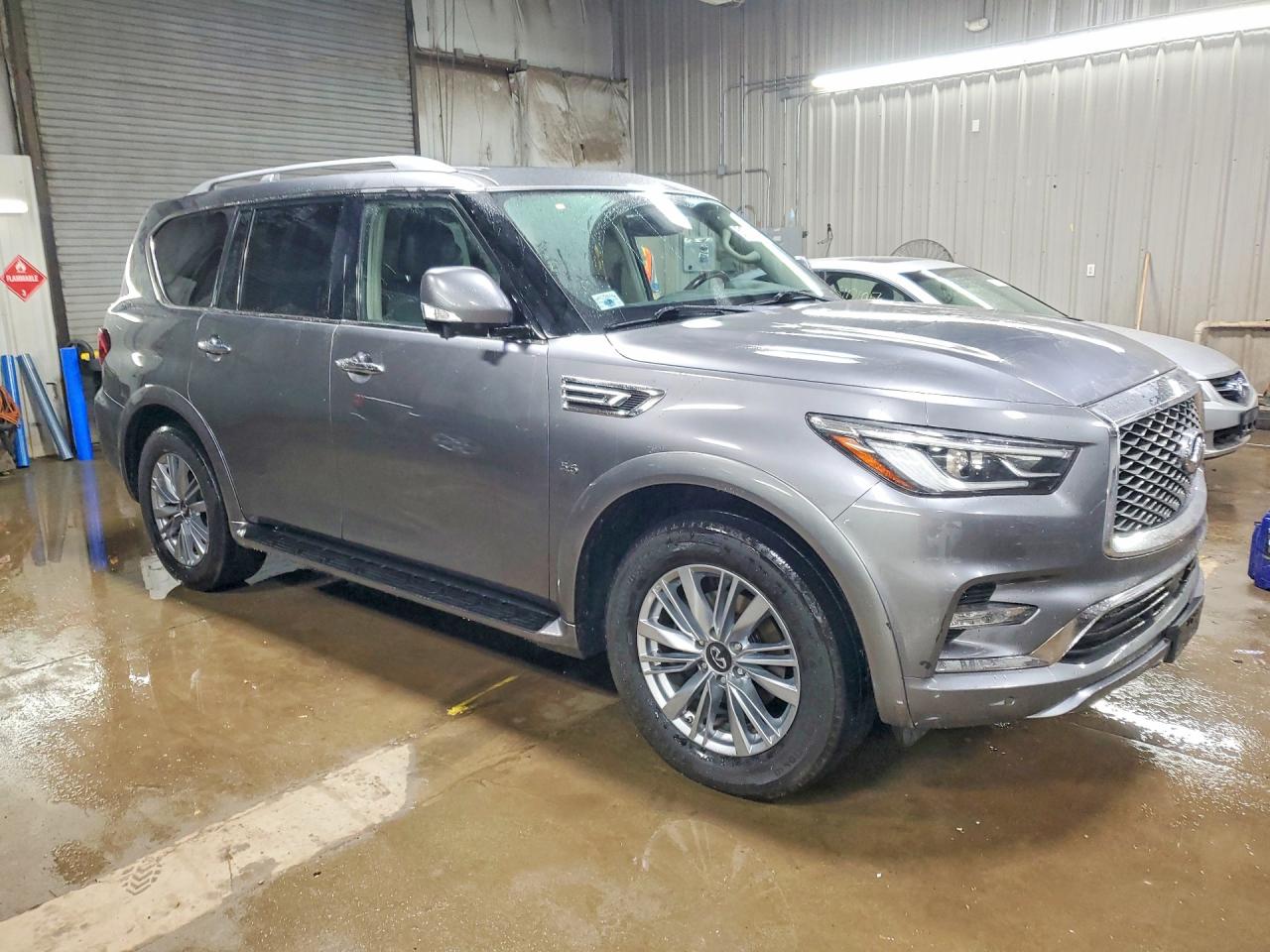 INFINITI Qx Luxe