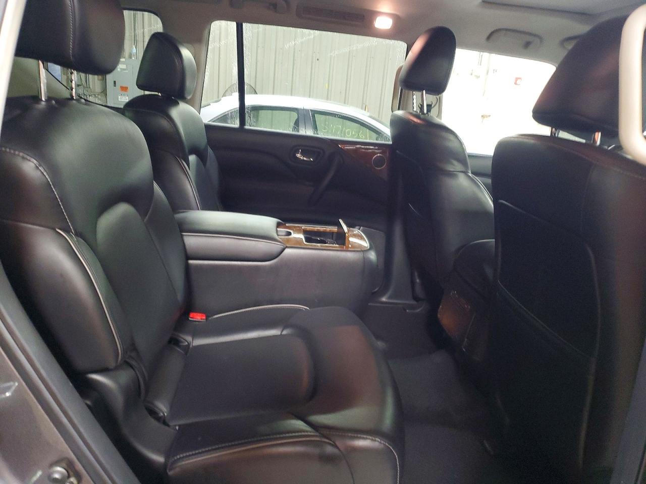 INFINITI Qx Luxe