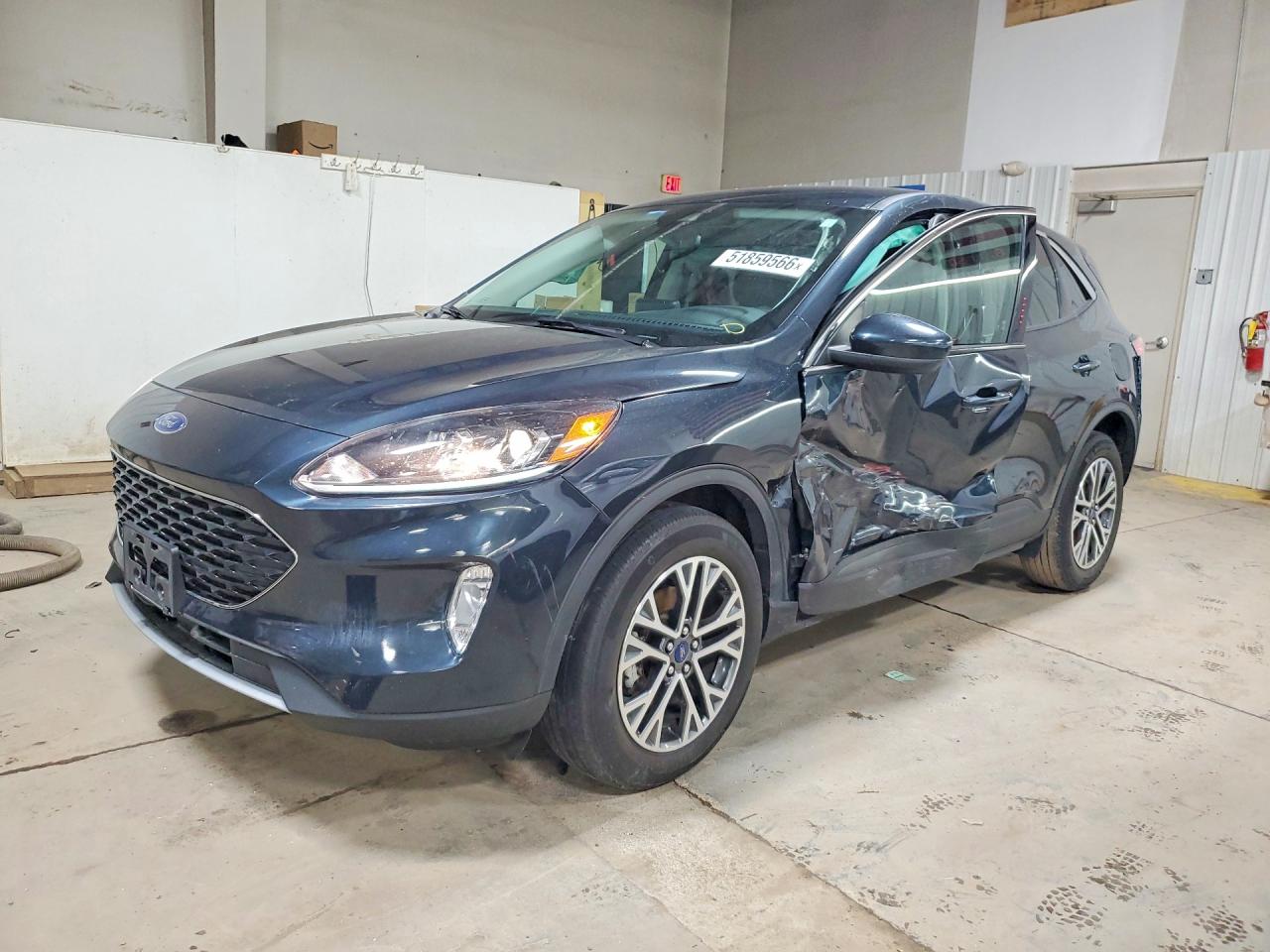 Salvage Ford Escape Image