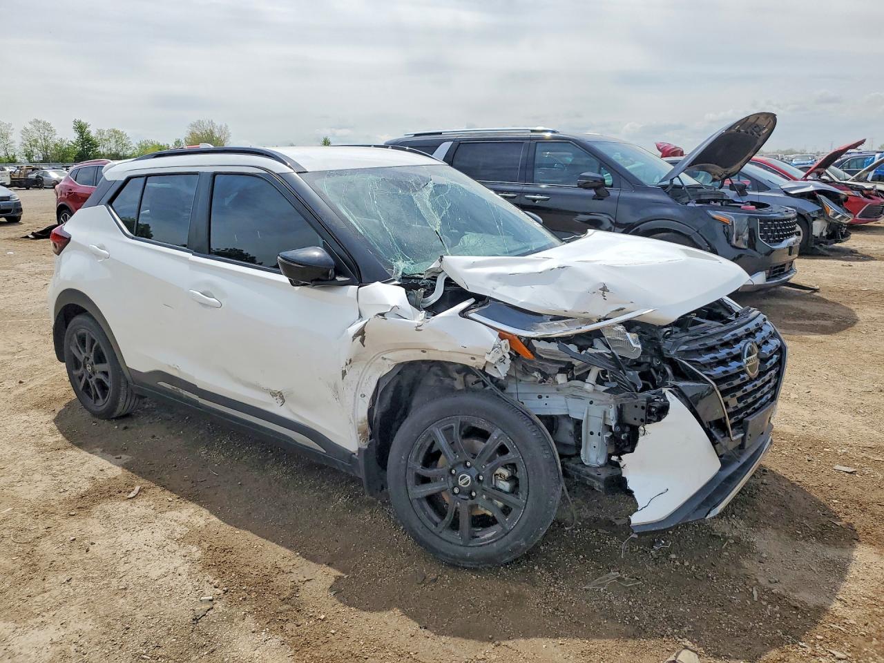 Nissan Kicks Sr