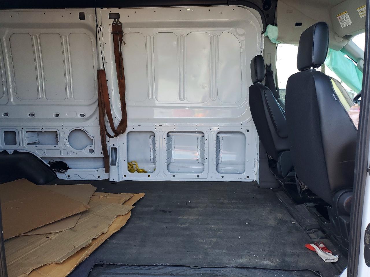 Ford Transit T-250