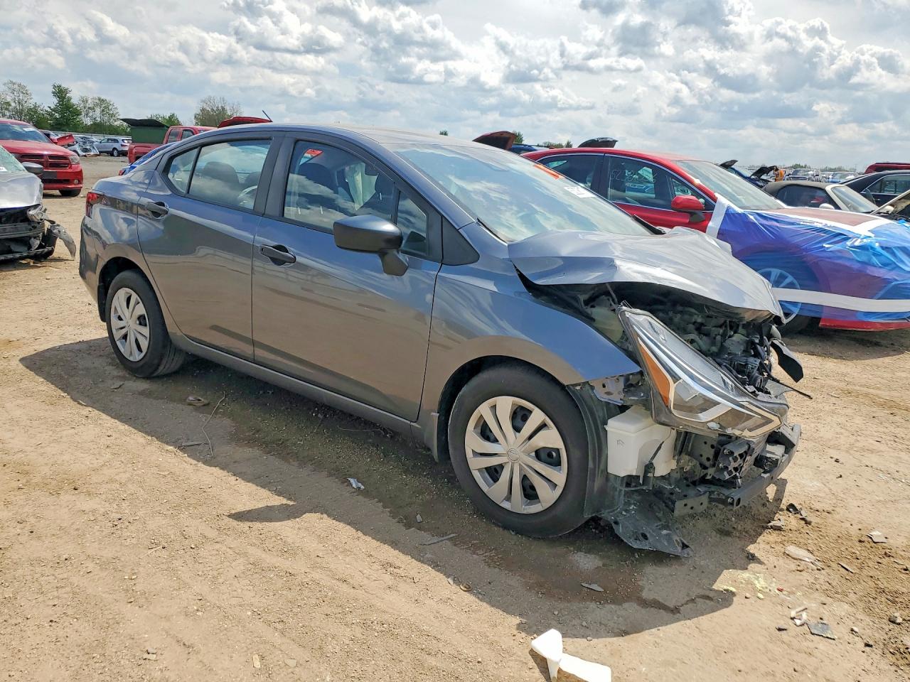 Nissan Versa S