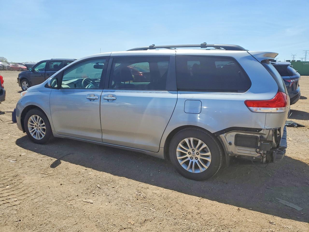 Toyota Sienna Xle 8-passenger