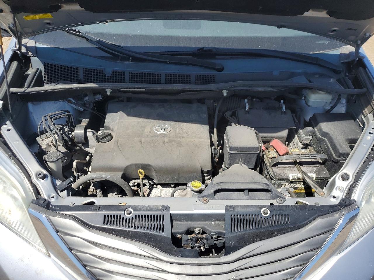Toyota Sienna Xle 8-passenger