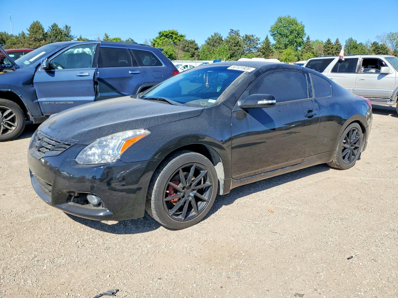 Salvage Nissan Altima Image