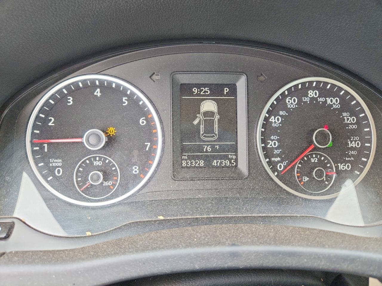 Volkswagen Tiguan S