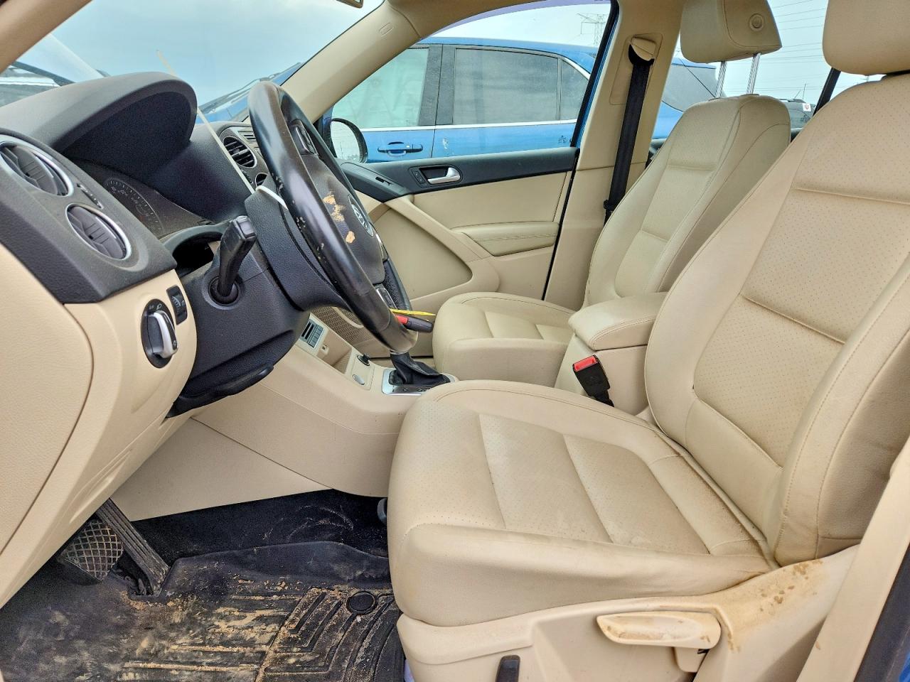 Volkswagen Tiguan S