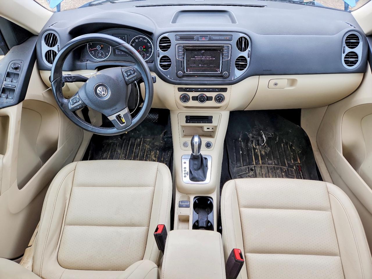 Volkswagen Tiguan S