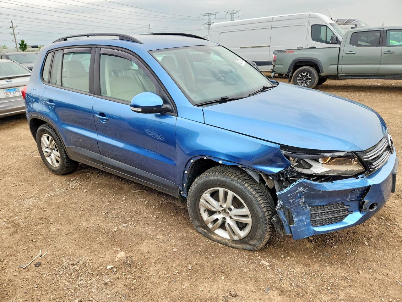 Volkswagen Tiguan S