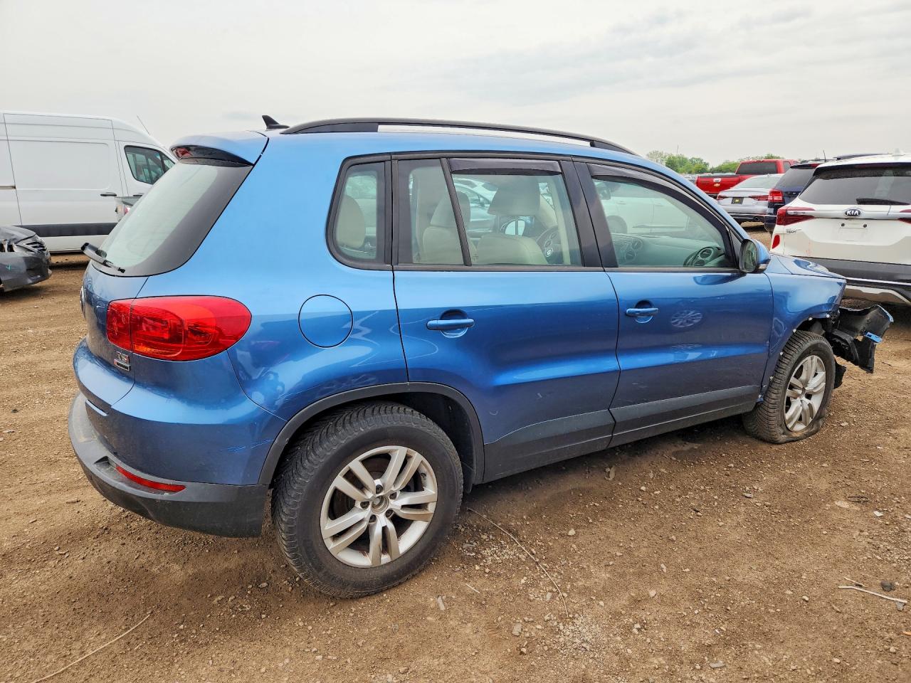 Volkswagen Tiguan S