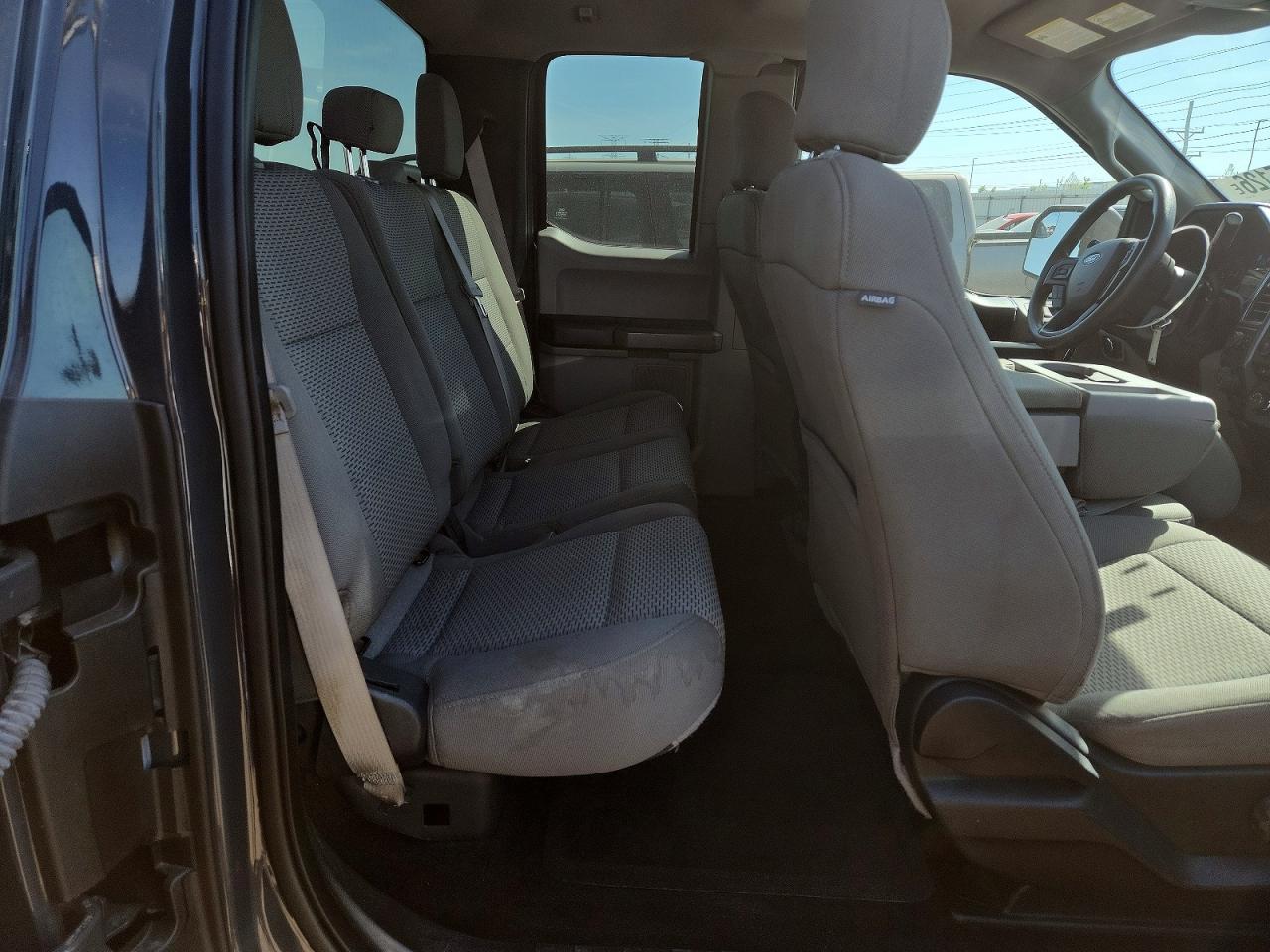Ford F-150 Super Cab