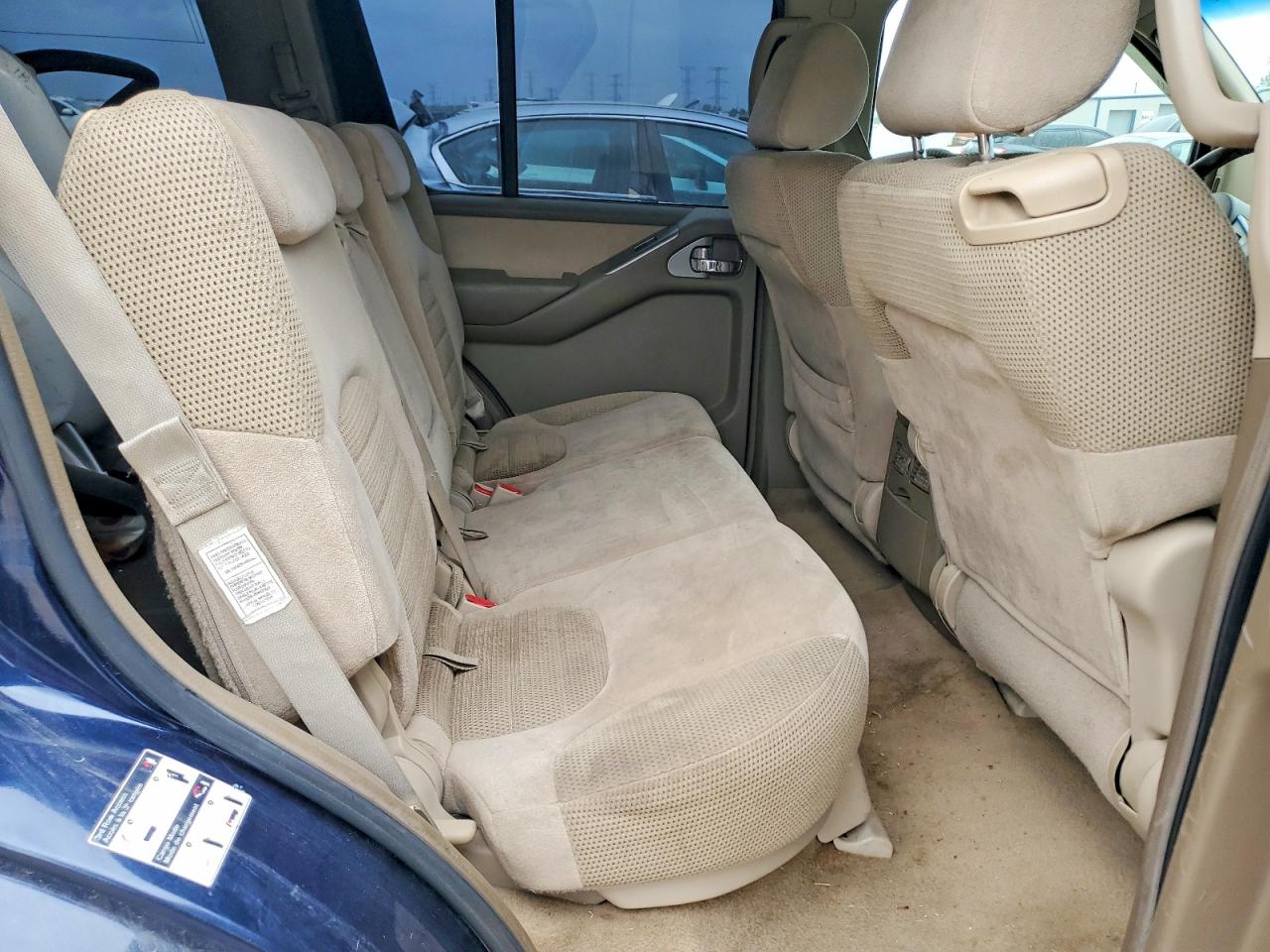 Nissan Pathfinder S