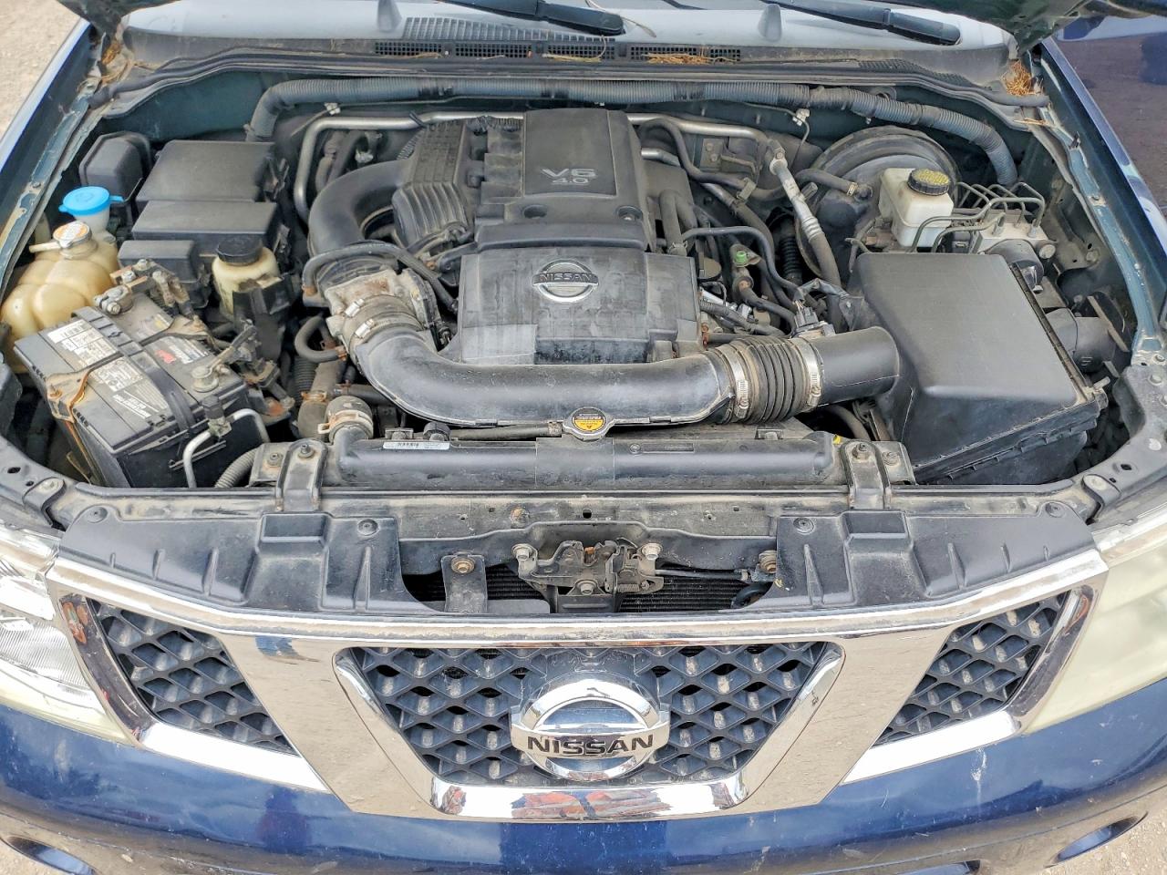 Nissan Pathfinder S