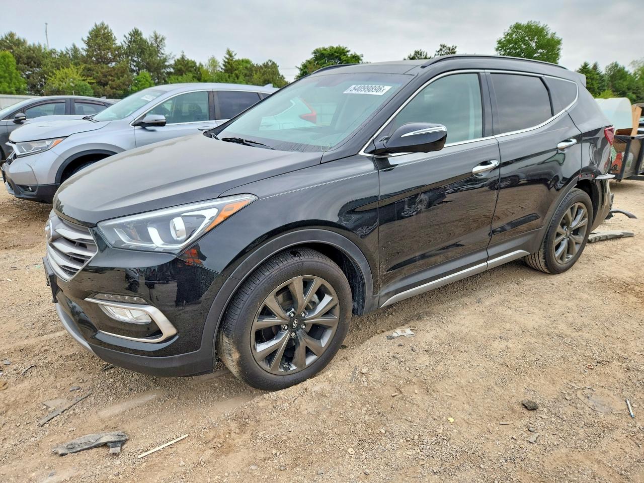 Salvage Hyundai SANTA FE Image