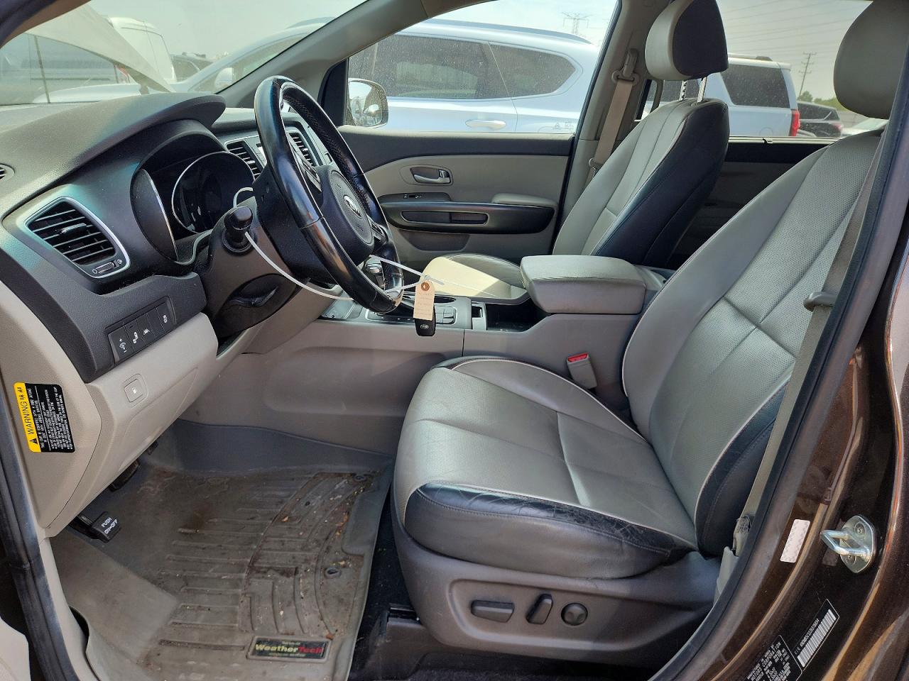 Kia Sedona Lx
