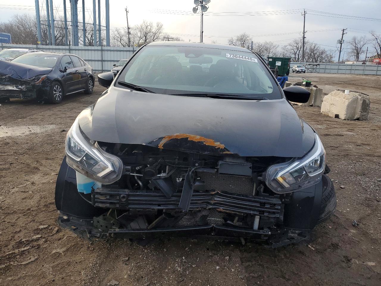 Nissan Versa Sv