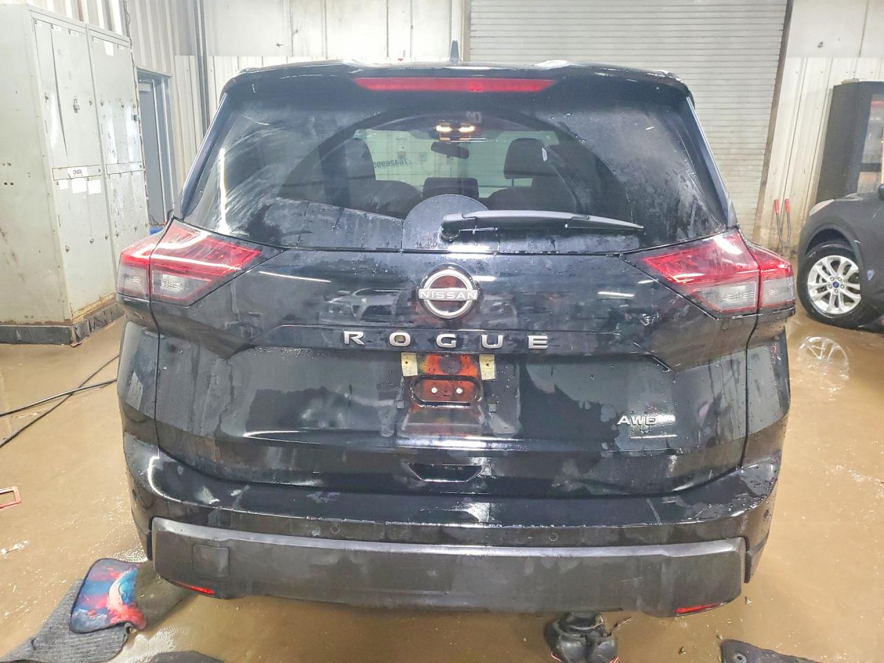 Nissan Rogue S