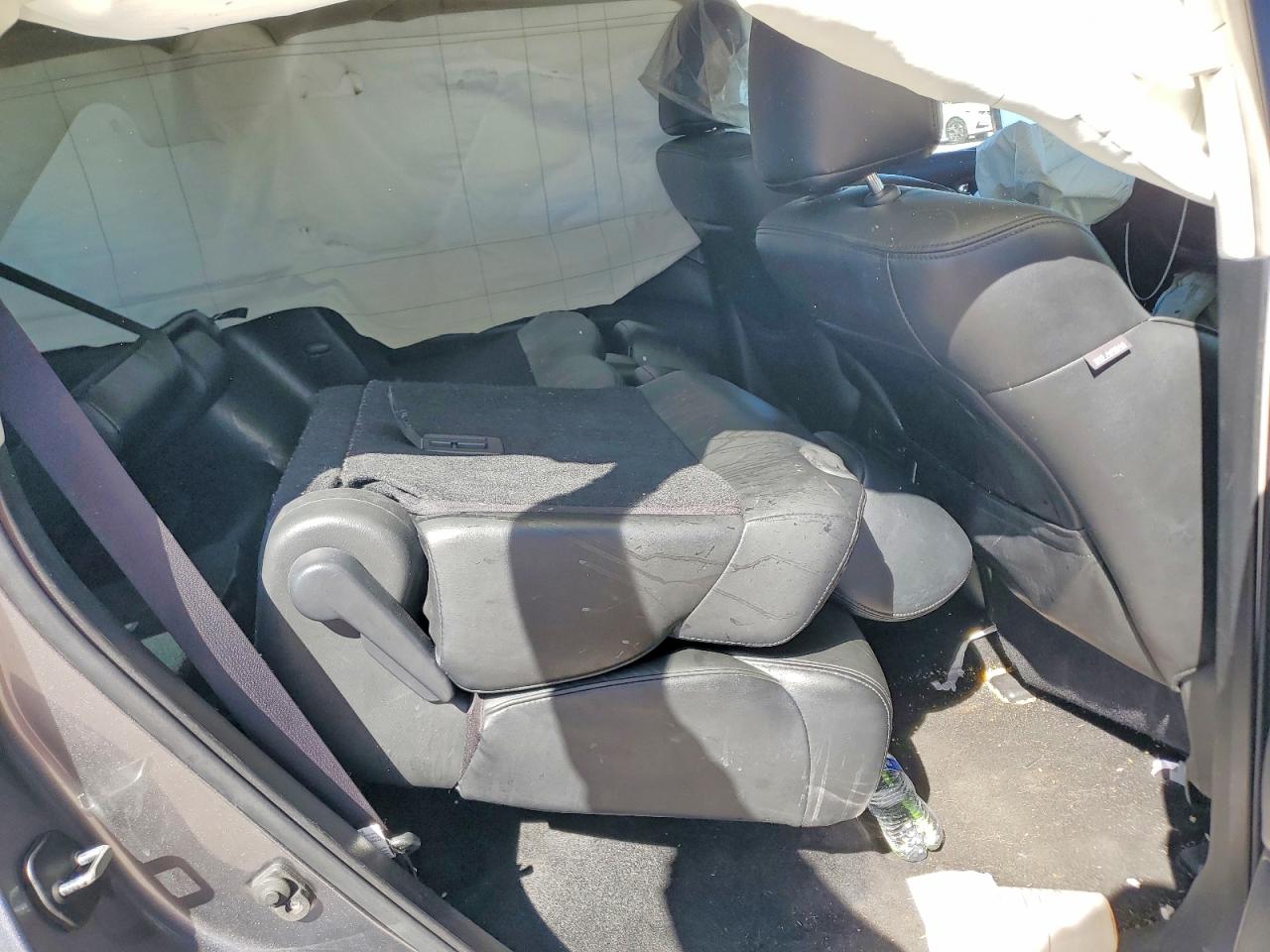 Nissan Armada Sv
