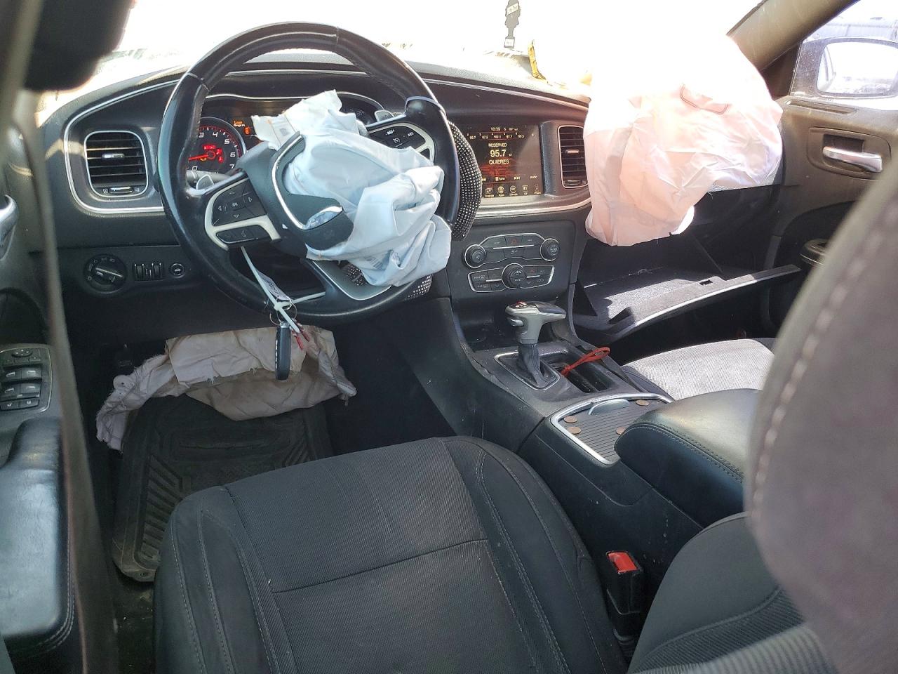 Dodge Charger Sxt