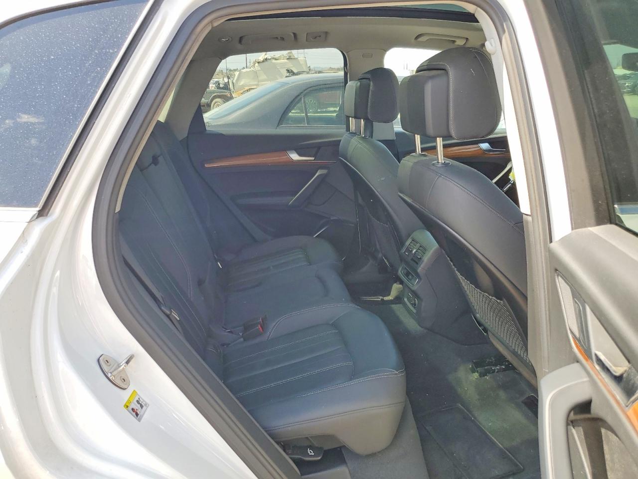 Audi Q5 Premium Plus 45