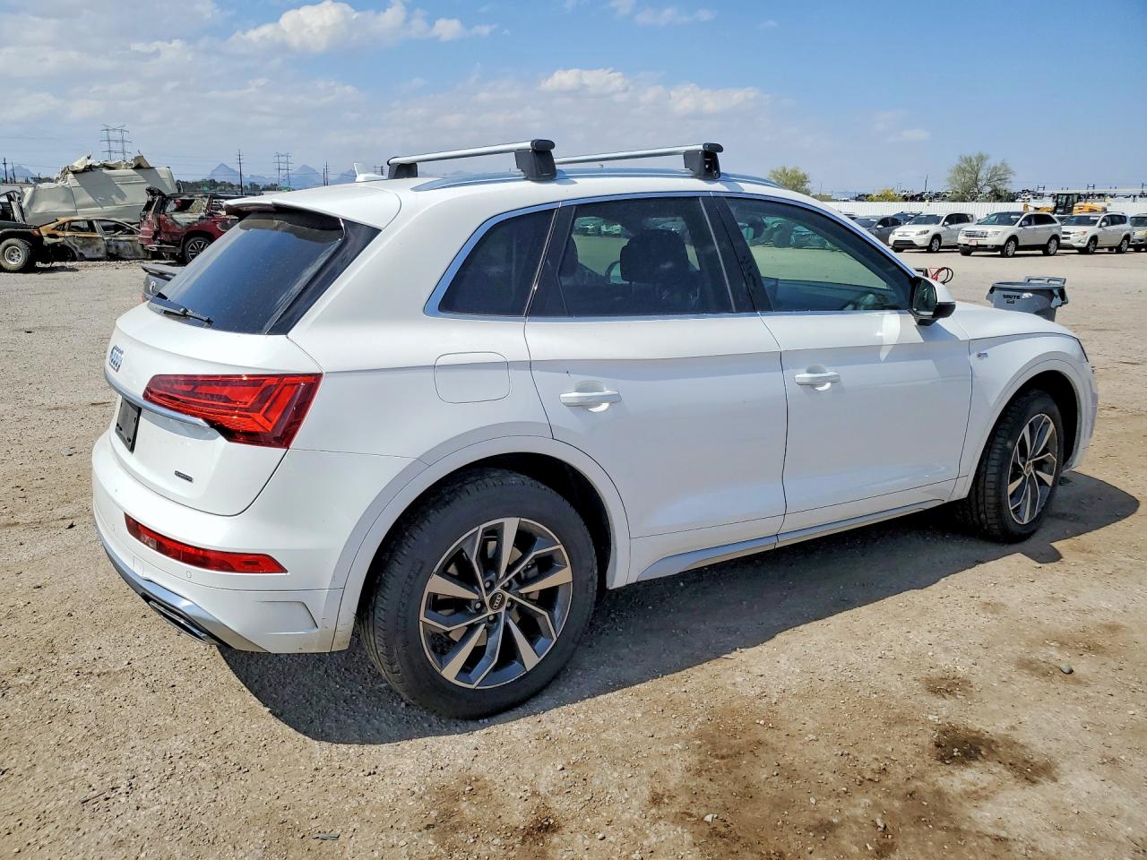 Audi Q5 Premium Plus 45