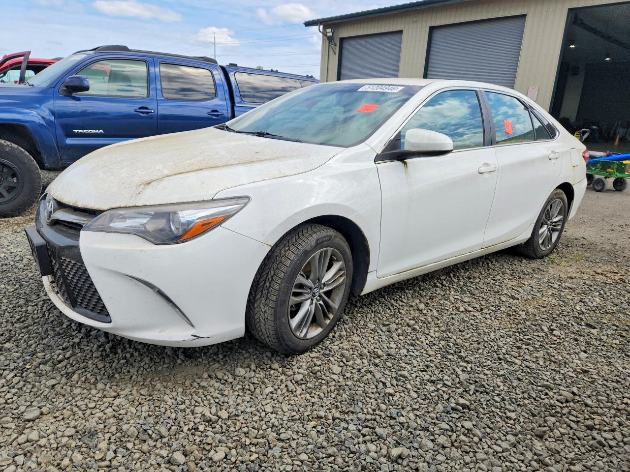 Salvage Toyota Camry Image