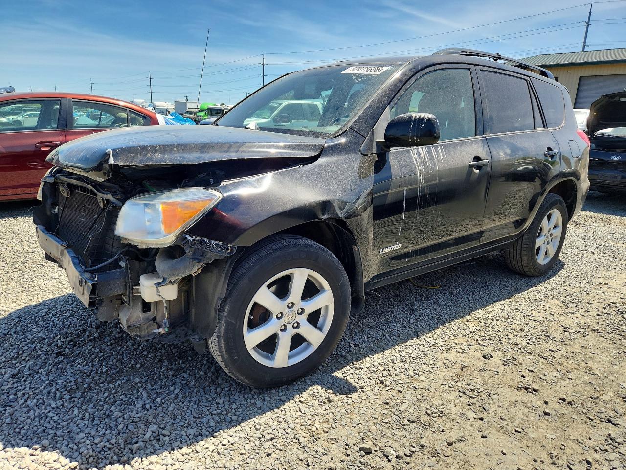 Salvage Toyota RAV4 Image