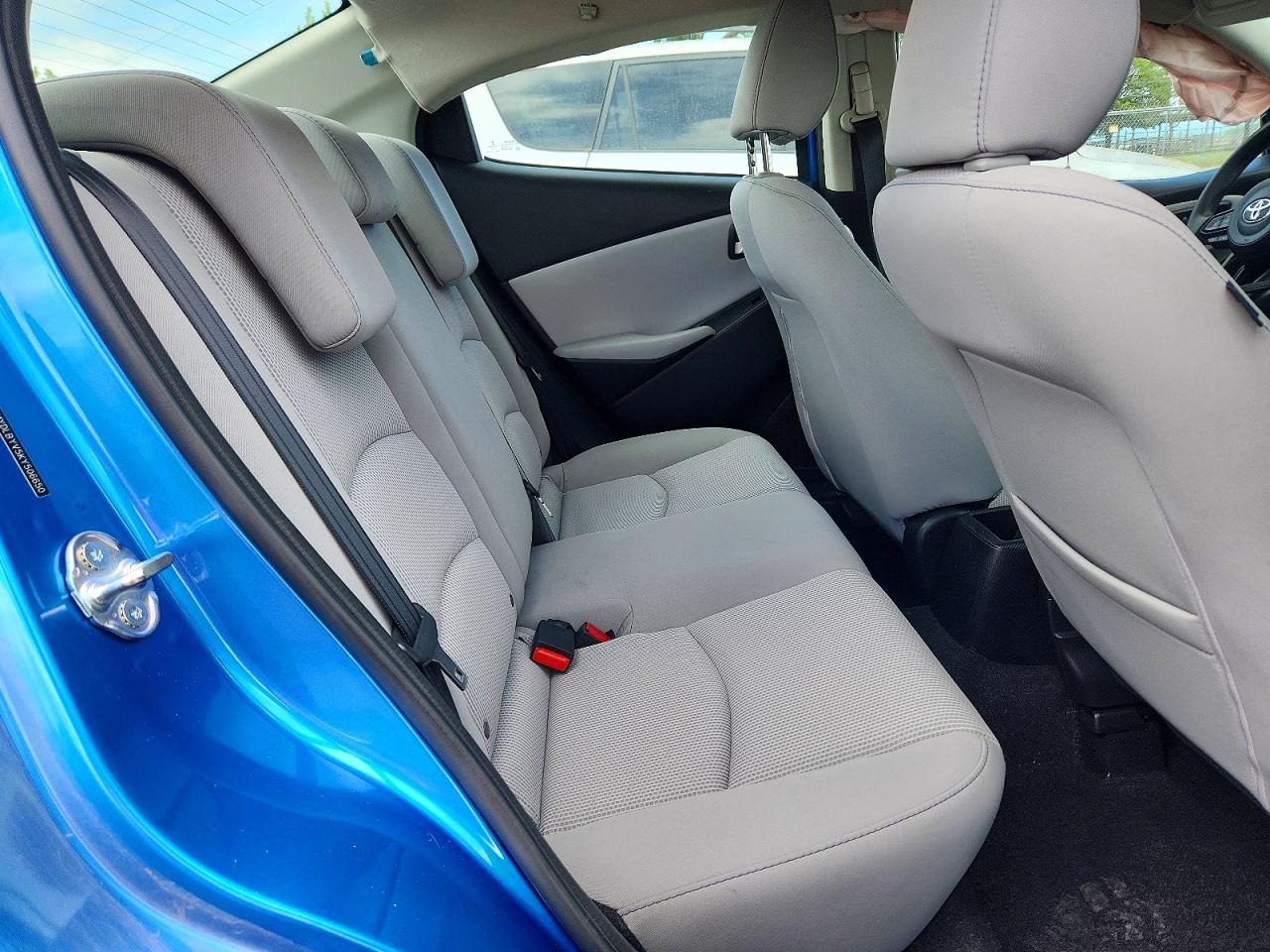 Toyota Yaris L