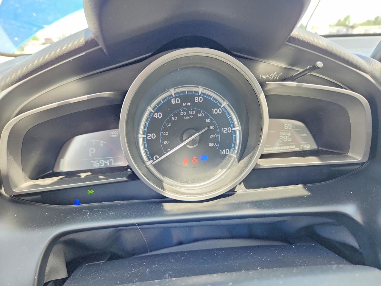 Toyota Yaris L