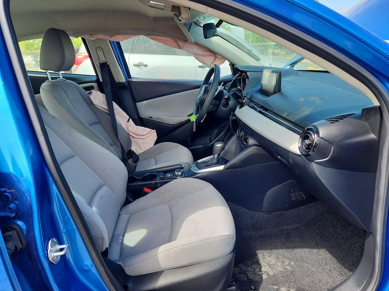 Toyota Yaris L