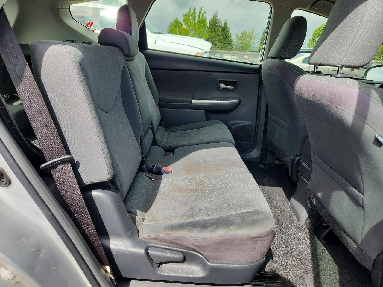 Toyota Prius v Three