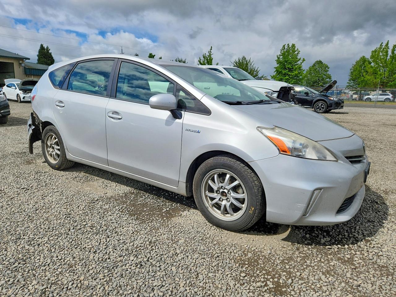 Toyota Prius v Three