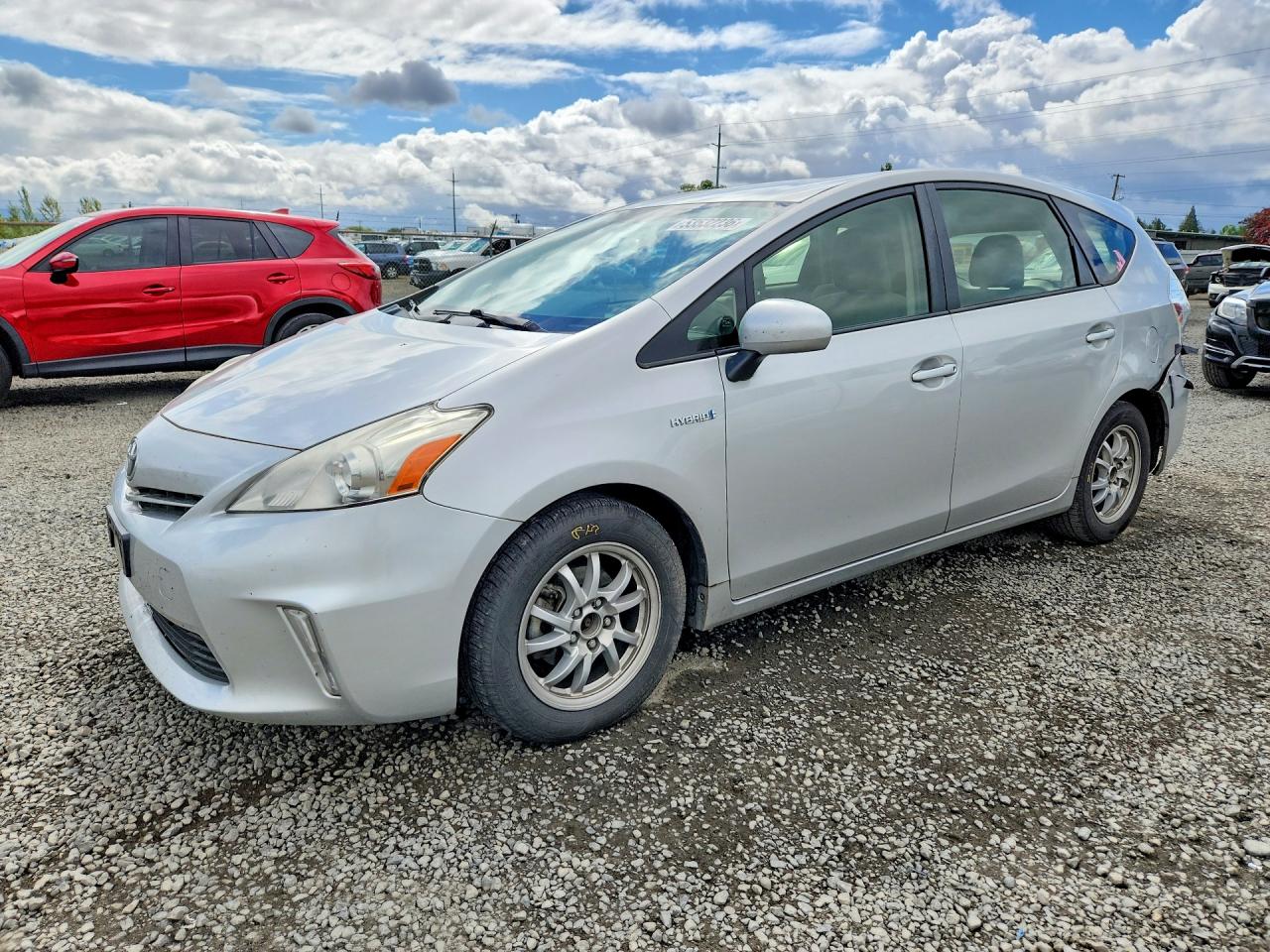 Salvage Toyota Prius Image