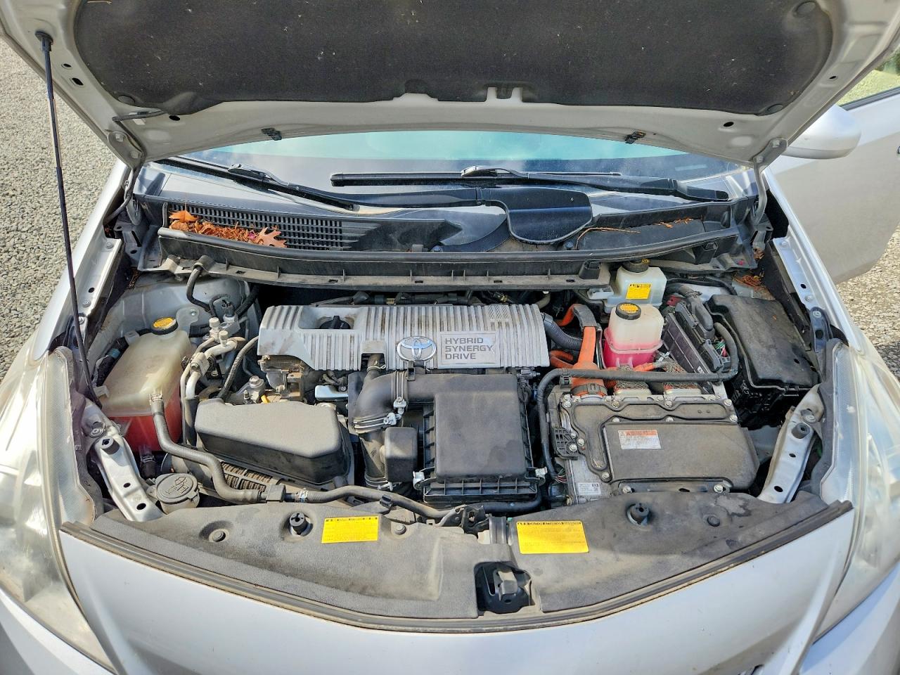 Toyota Prius v Three