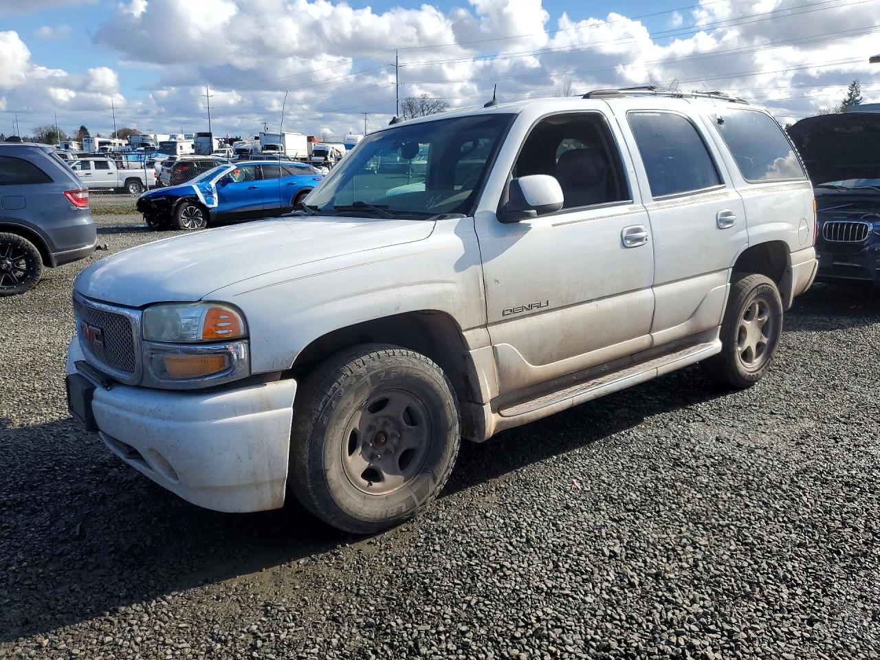 Salvage GMC Yukon Image