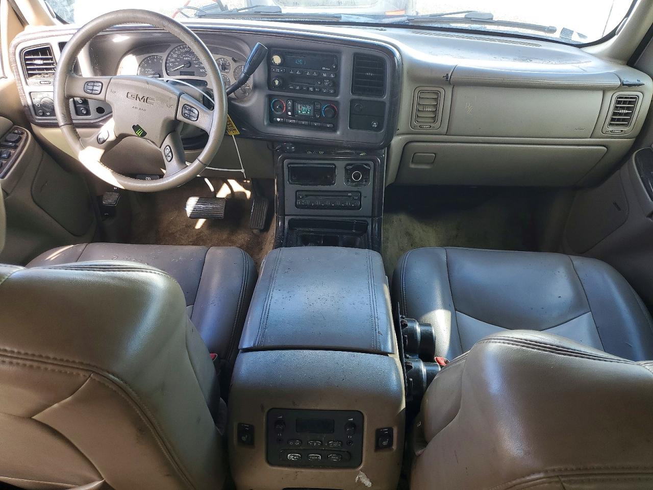 GMC Yukon Denali