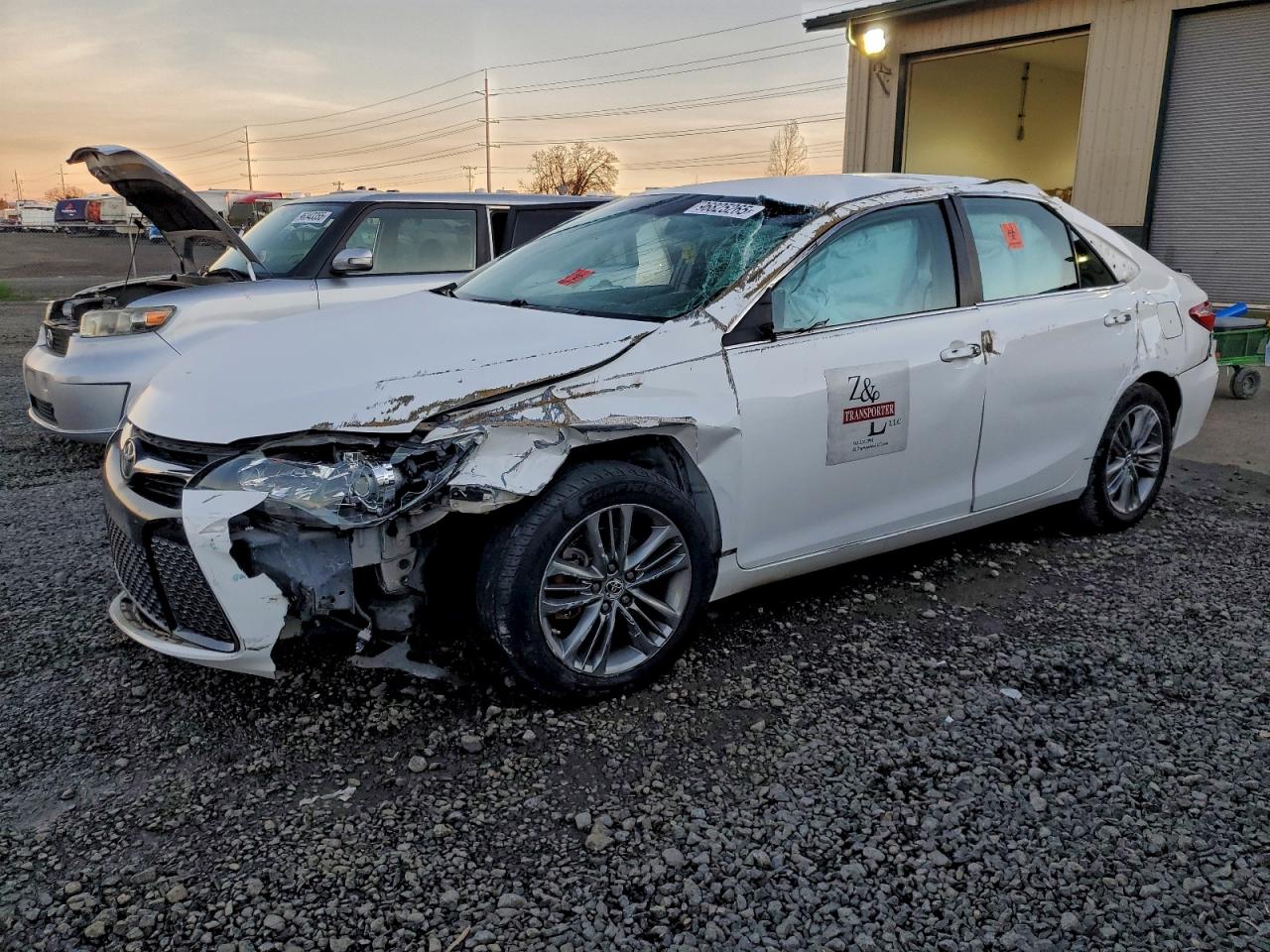Salvage Toyota Camry Image