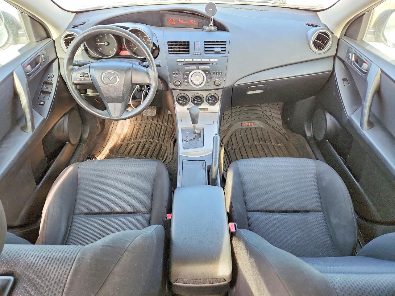 Mazda 3 I