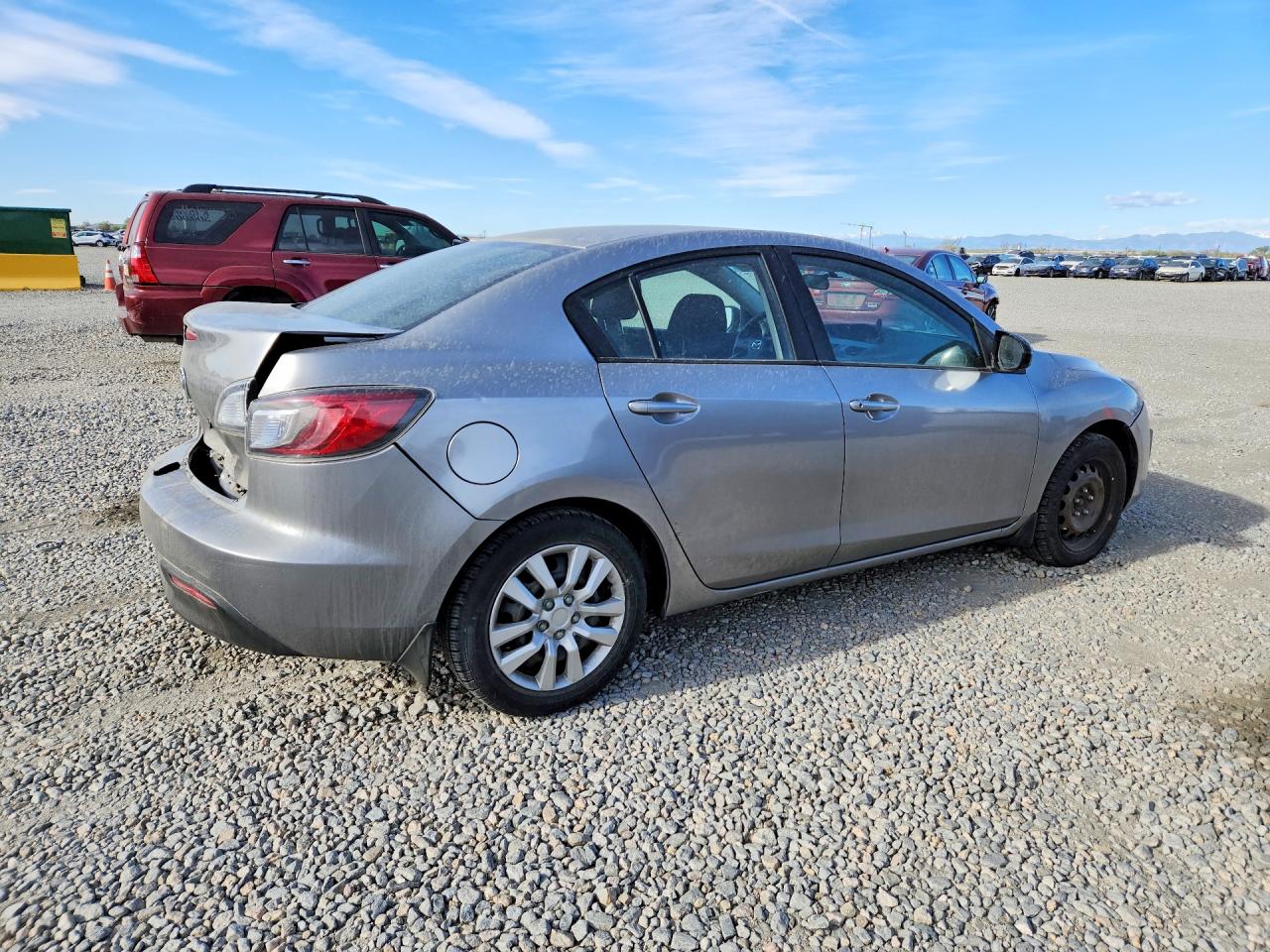Mazda 3 I