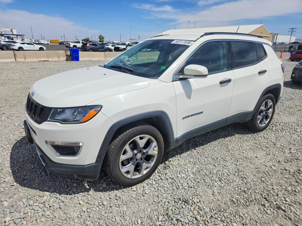 Salvage Jeep Compass Image