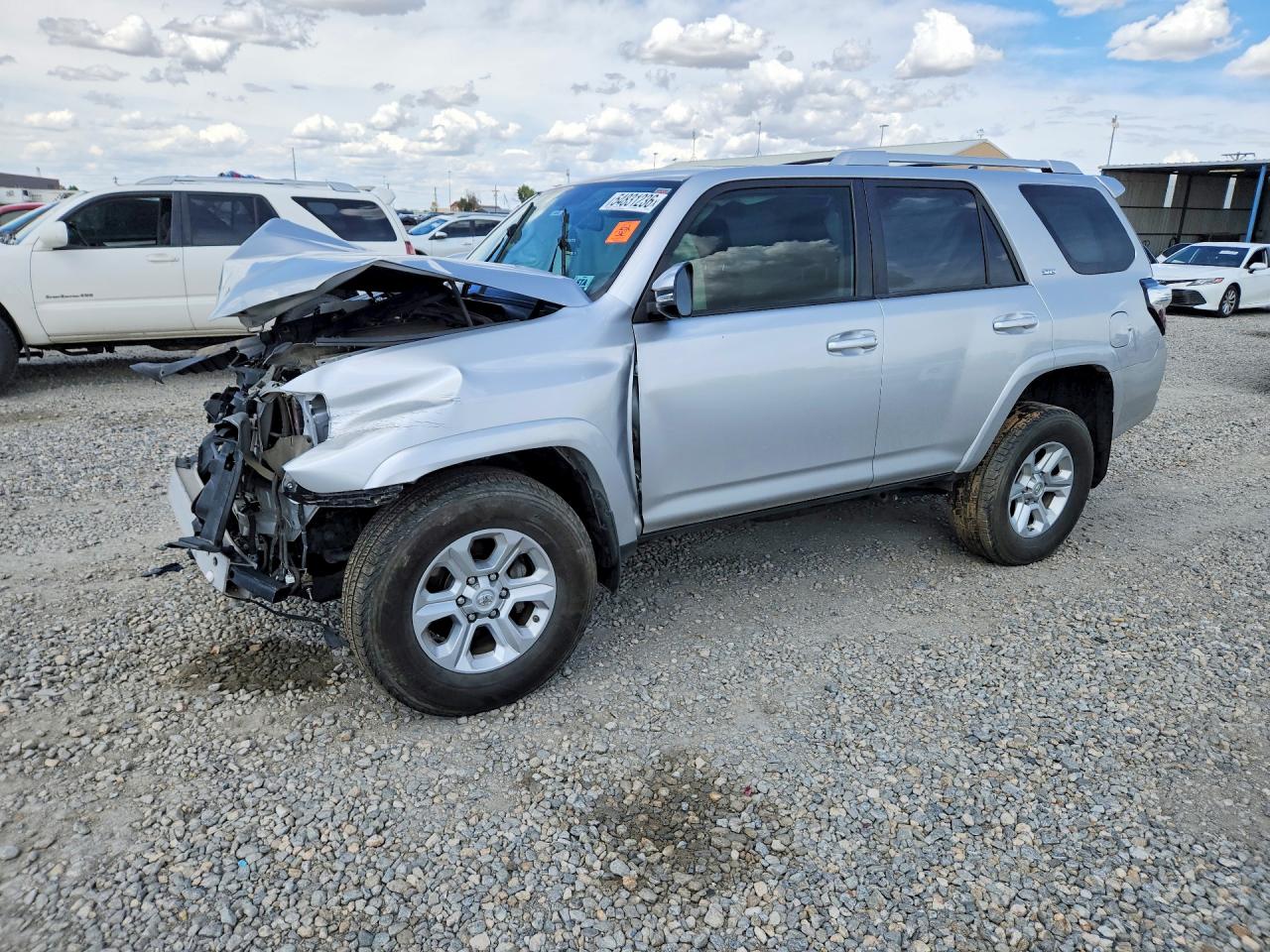 Salvage Toyota 4Runner Image