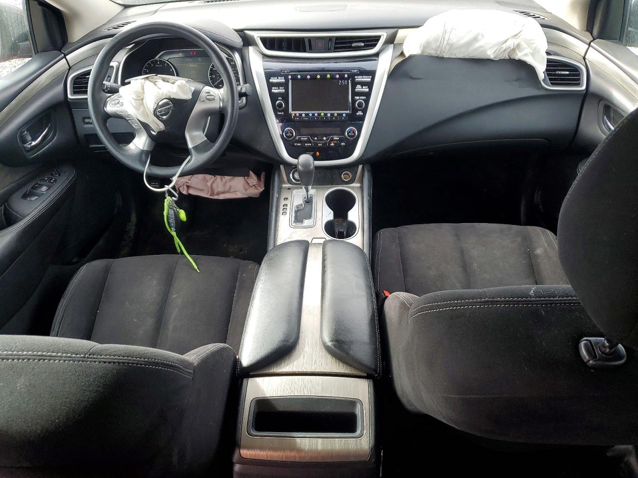 Nissan Murano S