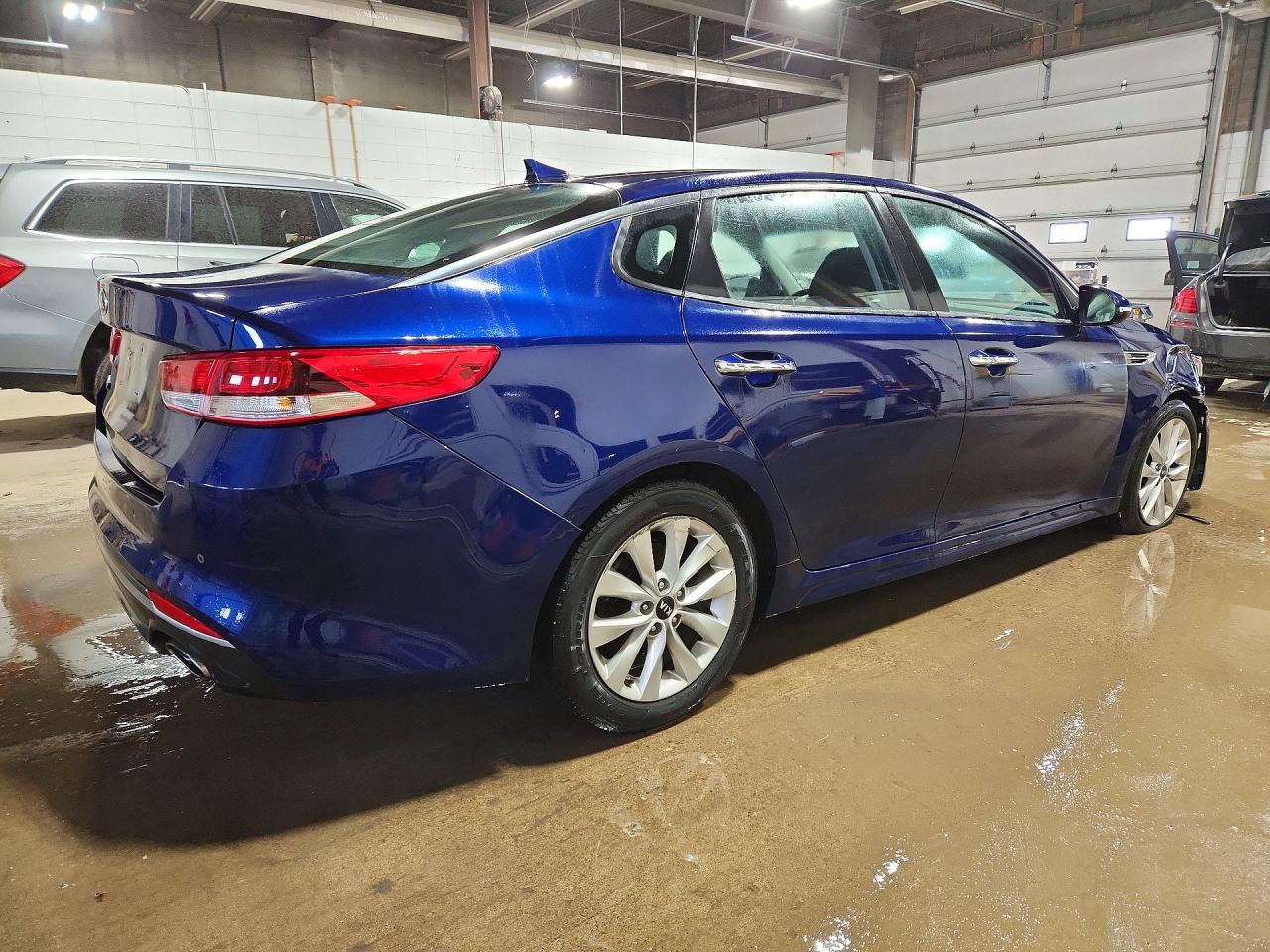 Kia Optima Ex V6